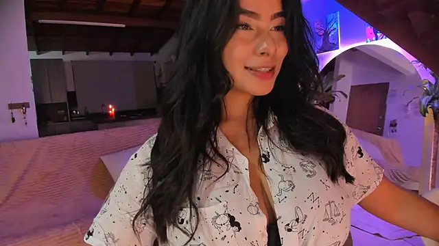 CelesteBreedlove online show from December 18, 12:10 am