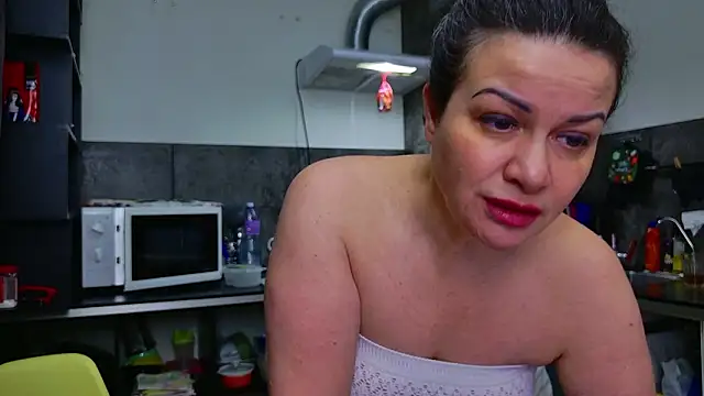 MishaMILF online show from March 9, 4:55 pm