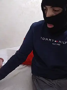 arabqueen online show from November 26, 7:37 pm