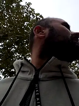 Snapshot of Govora chatting on October 14, 7:42 am Govora online show from October 14, 7:42 am