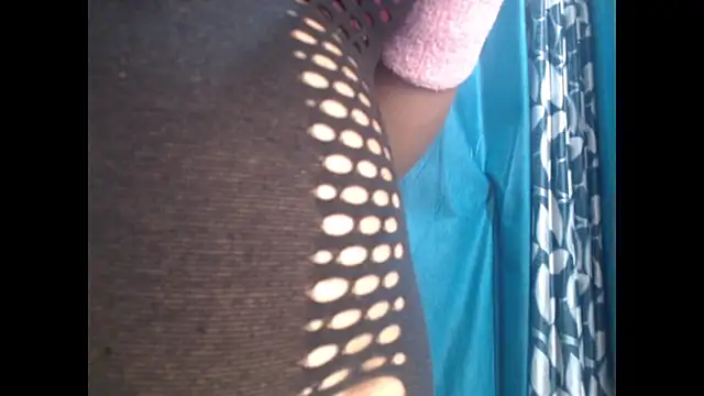 Snapshot of CuteRhea69 chatting on February 3, 1:19 am CuteRhea69 online show from February 3, 1:19 am
