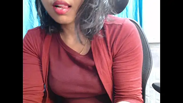 CuteRhea69 online show from November 16, 3:28 pm