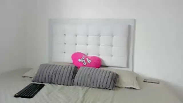 Sofia Blosom online show from October 21, 9:15 pm