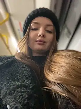 KrisMagnoly online show from January 12, 3:46 pm