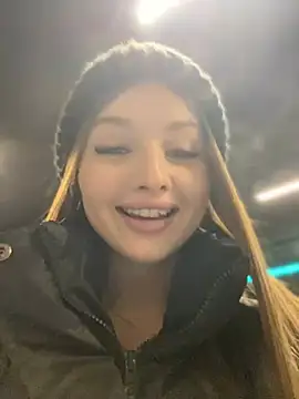 KrisMagnoly online show from February 7, 5:07 pm