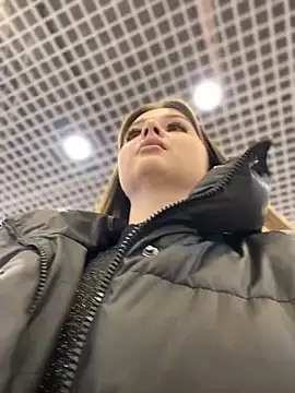 KrisMagnoly online show from February 16, 1:49 pm