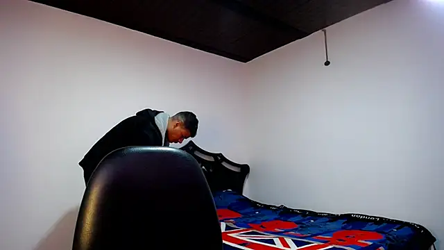 Snapshot of Deiby_casas chatting on December 30, 6:20 am Deiby casas online show from December 30, 6:20 am