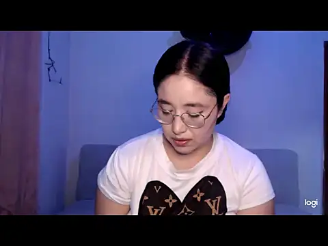 YummymeowW online show from July 12, 1:29 am