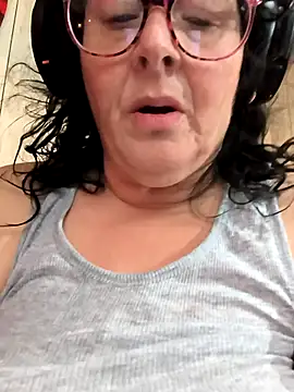 davisdesiresxh online show from September 16, 1:23 pm