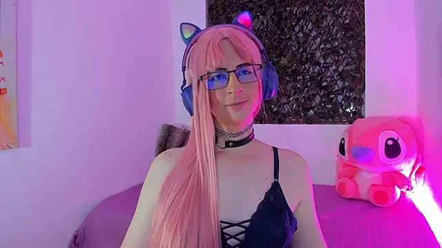 KimberlyJohnsoon online show from March 4, 11:43 pm