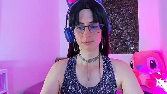 KimberlyJohnsoon online show from March 13, 3:22 am