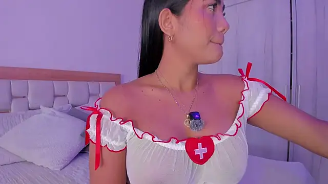 mia hank online show from October 18, 11:44 am