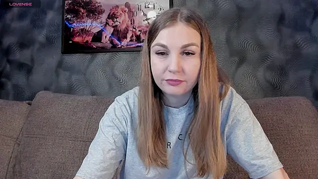 CassieMils online show from February 12, 8:16 am