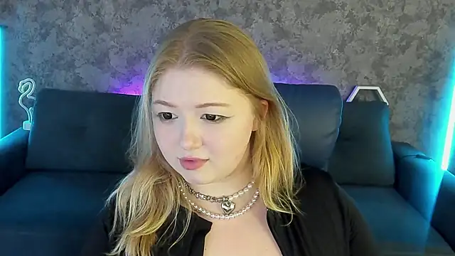 Tinker Belll online show from March 29, 12:49 pm