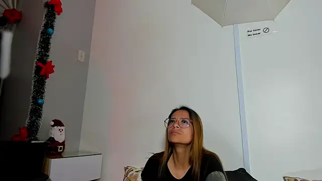 beauti wild25 online show from January 2, 7:07 pm