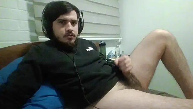 Snapshot of hung_weeb chatting on July 5, 5:58 am hung weeb online show from July 5, 5:58 am