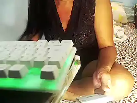 ASIANMISTRESSSS online show from March 23, 4:27 am