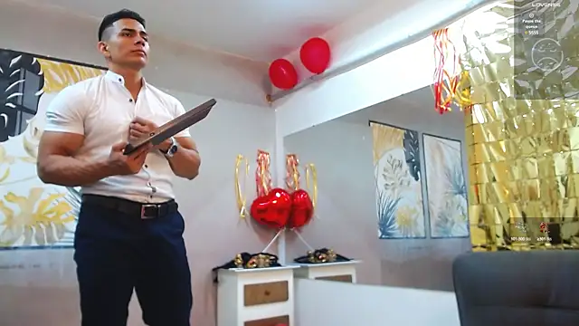 ChoreyTaiylor online show from March 9, 2:32 pm