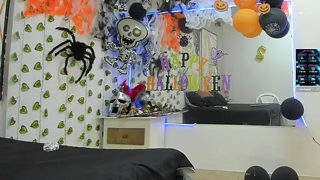 ChoreyTaiylor online show from October 22, 2:39 pm