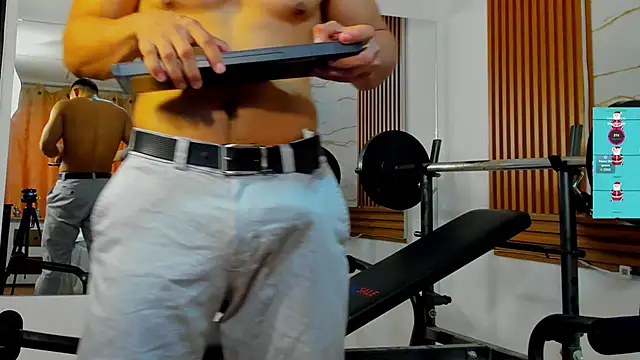 ChoreyTaiylor online show from December 20, 2:57 pm