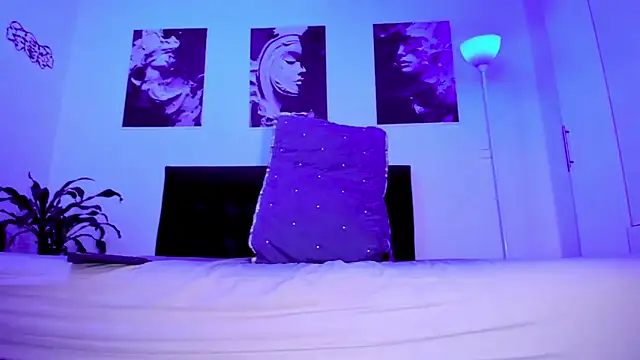 Eiden allenx online show from December 1, 3:50 pm