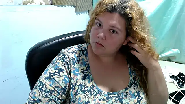 squirt322bbw online show from April 16, 6:41 pm