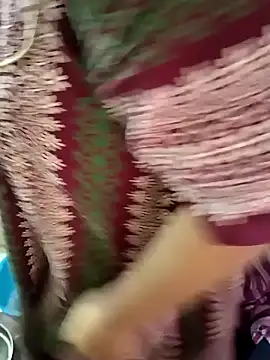 Snapshot of Beautifulsex4u chatting on December 8, 9:35 am Beautifulsex4u online show from December 8, 9:35 am