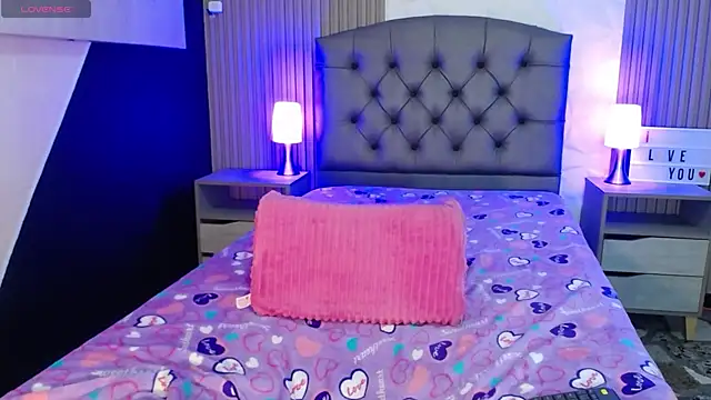 cheryl hs online show from February 4, 5:31 am