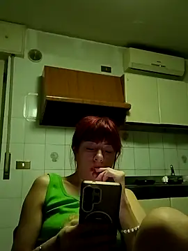 Snapshot of Annarella_Pika chatting on June 11, 12:32 am Annarella Pika online show from June 11, 12:32 am