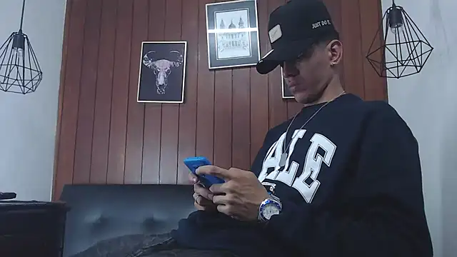 GaboReyes online show from March 15, 3:40 am