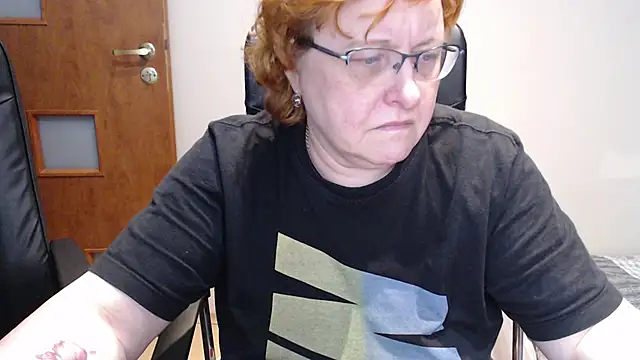 JoannaAndNeighbour online show from February 17, 11:34 am