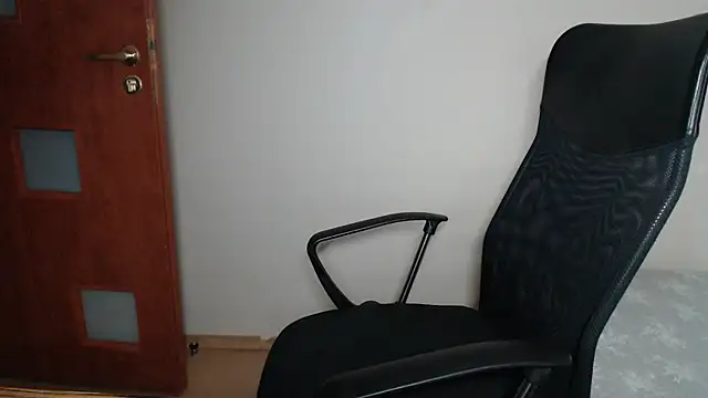 JoannaAndNeighbour online show from March 20, 8:42 am