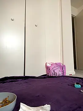 ImpressYouDaily online show from December 15, 7:40 pm