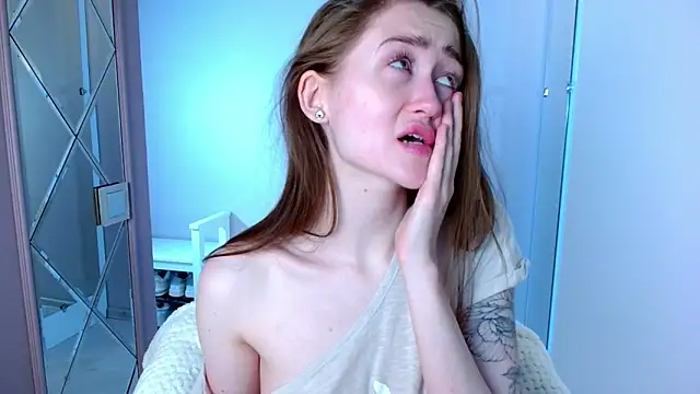 millllina online show from February 18, 2:49 pm