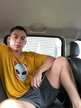 davinalhot online show from April 10, 8:46 pm