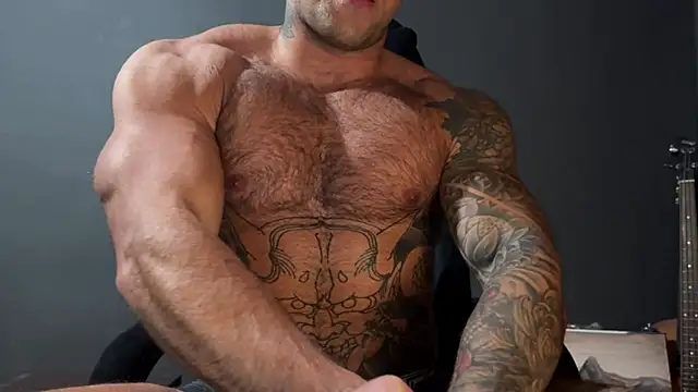 Snapshot of Mr_YourGod chatting on September 14, 12:26 pm Mr YourGod online show from September 14, 12:26 pm