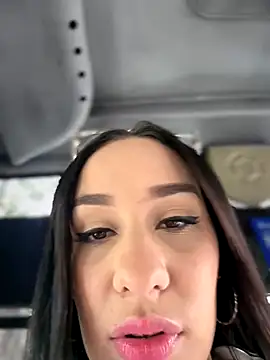   IRIS   online show from November 11, 4:40 pm