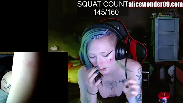 alicewonder09 online show from March 3, 3:52 am