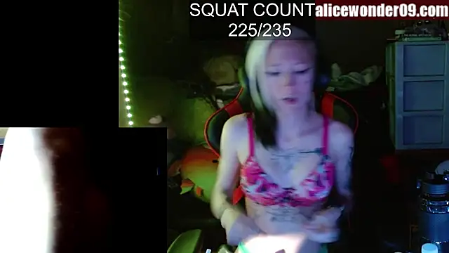 alicewonder09 online show from March 19, 2:59 am