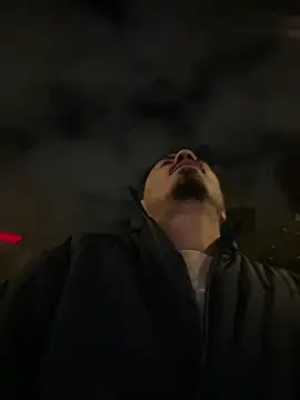 Snapshot of Bbyboyivan chatting on February 23, 5:12 am Bbyboyivan online show from February 23, 5:12 am