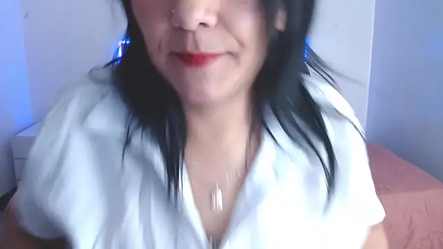 Snapshot of selena_yourmilf chatting on April 20, 6:09 pm selena yourmilf online show from April 20, 6:09 pm