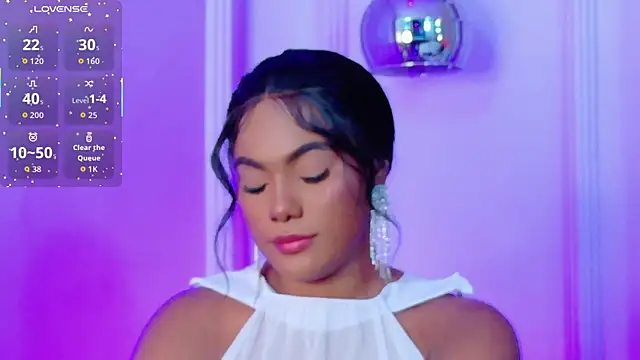 Snapshot of Sara_Boom chatting on January 17, 3:06 pm Sara Boom online show from January 17, 3:06 pm