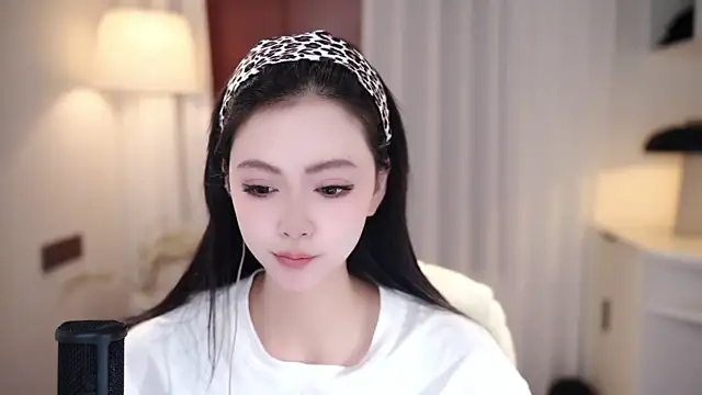 Ocean--Lili online show from September 13, 2:17 pm