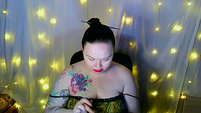 Victoria Marks online show from September 27, 1:54 am