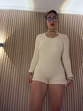 Sarasanders 4 online show from February 24, 2:09 am