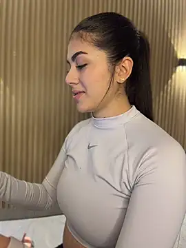 Sarasanders 4 online show from March 26, 3:01 am