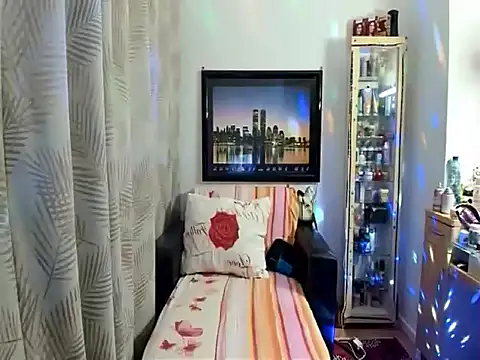 Snapshot of Mature4you44 chatting on October 11, 8:13 am Mature4you44 online show from October 11, 8:13 am