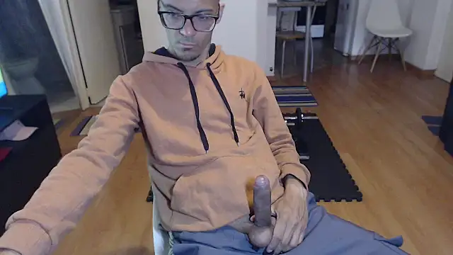 Snapshot of guachin_hunk chatting on September 30, 2:55 pm guachin hunk online show from September 30, 2:55 pm