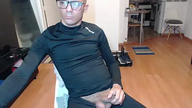 guachin hunk online show from April 9, 4:12 am