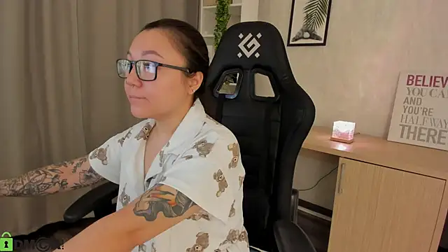 gentle muse online show from February 16, 12:07 am